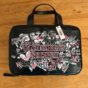 Victoria’s Secret Hanging Travel case, NWT